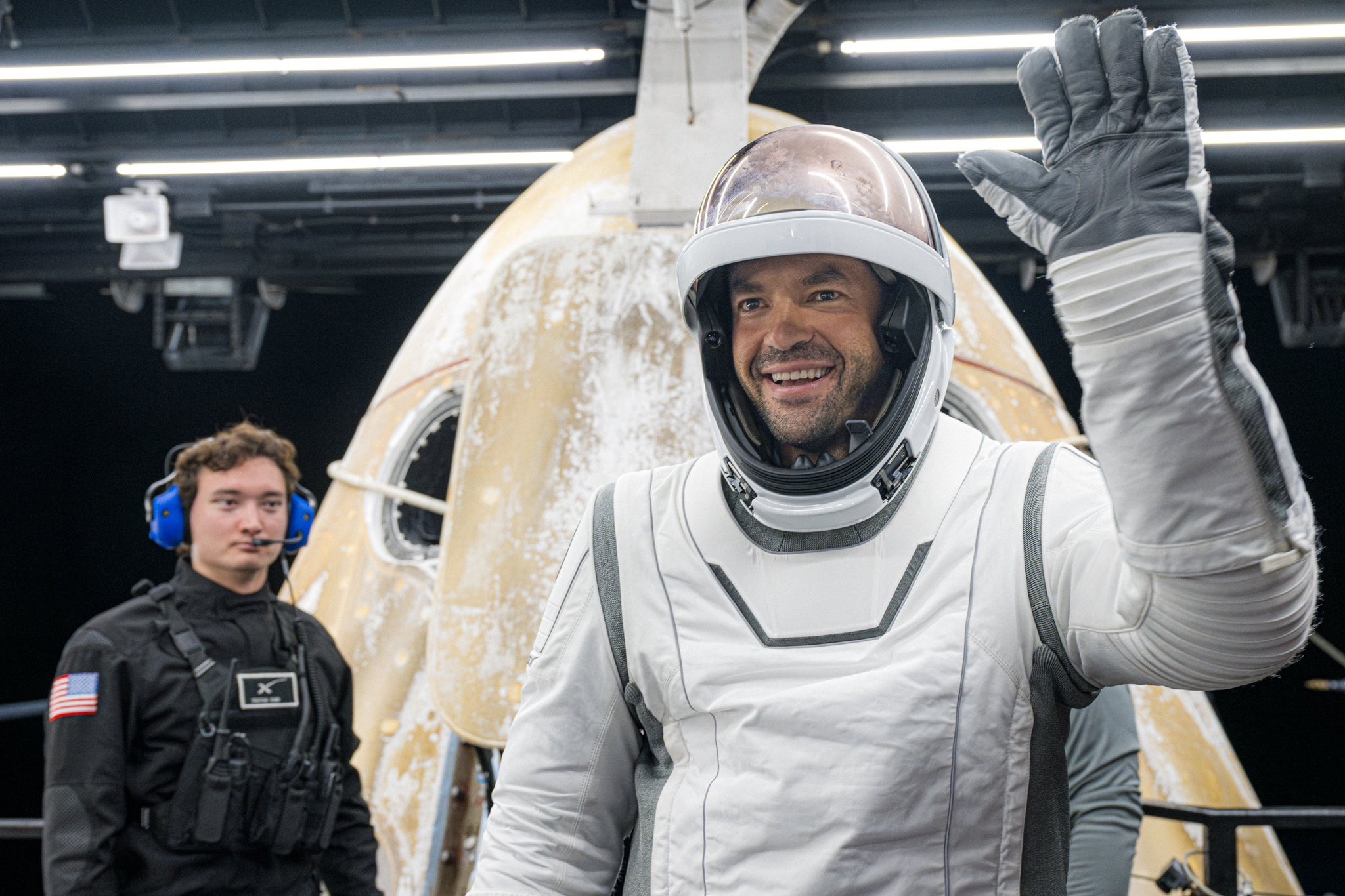 Джаред Айзекман после возвращения из второго полета в космос (SpaceX)