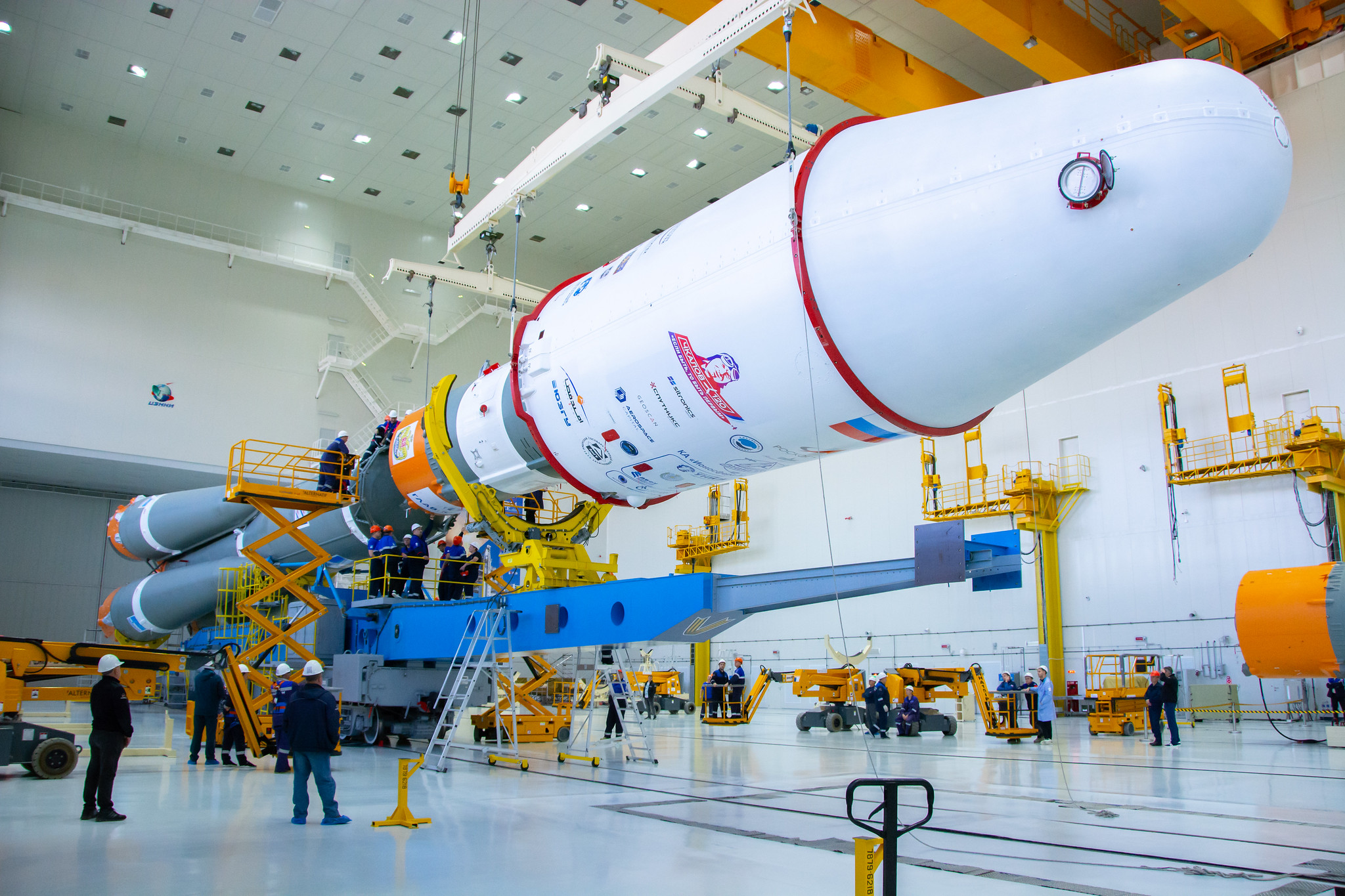 Ракета-носитель «Союз‑2.1б» кластерного запуска на космодроме Восточный (Роскосмос)